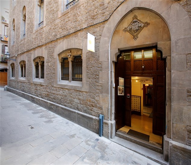 Residencia Universitaria Maria, Reina de la Pau, Barcelona