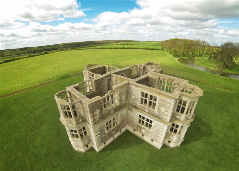 Lyveden <span style='font-size:8px;'>®National Trust Images </span>