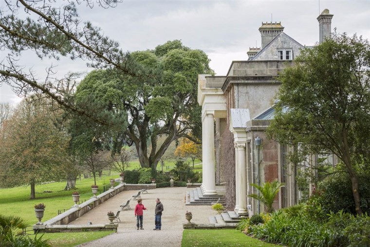 Trelissick <span style='font-size:8px;'>®National Trust Images/James Dobson</span>