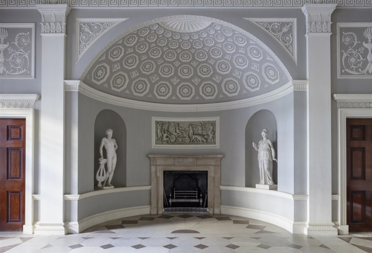 Osterley Park, London <span style='font-size:8px;'>®National Trust Images/John Hammond</span> 