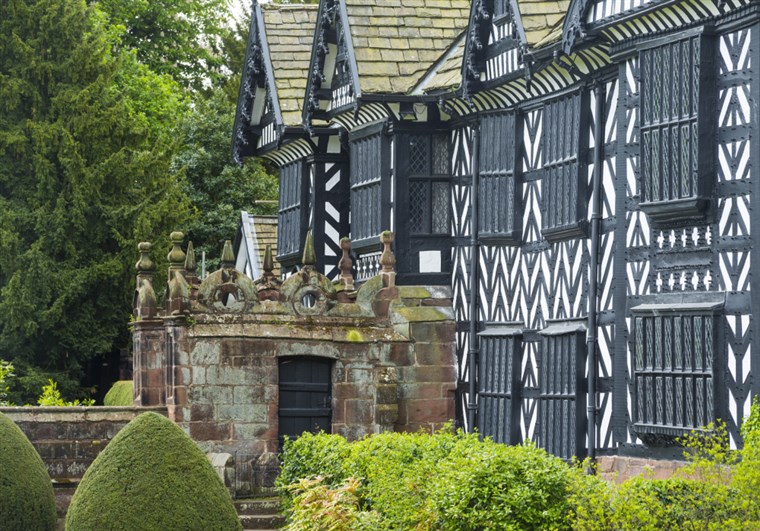 Speke Hall, Garden and Estate, Merseyside <span style='font-size:8px;'>®National Trust Images/Chris Lacey</span>