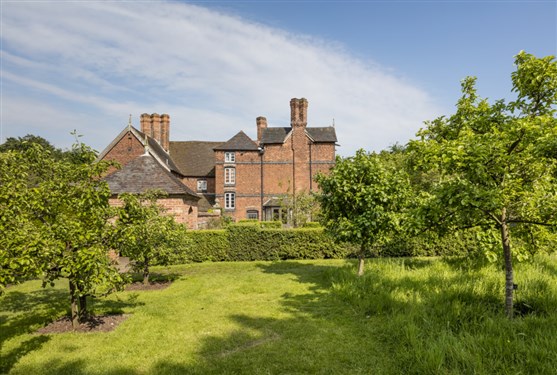 Moseley Old Hall, Staffordshire <span style='font-size:8px;'>®National Trust Images/James Dobson</span>