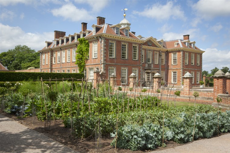 Hanbury Hall and Gardens, Worcestershire <span style='font-size:8px;'>®National Trust Images/Jonathan Buckley</span>