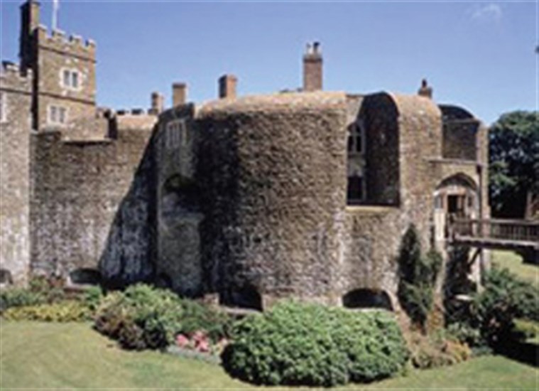 Walmer Castle and Gardens