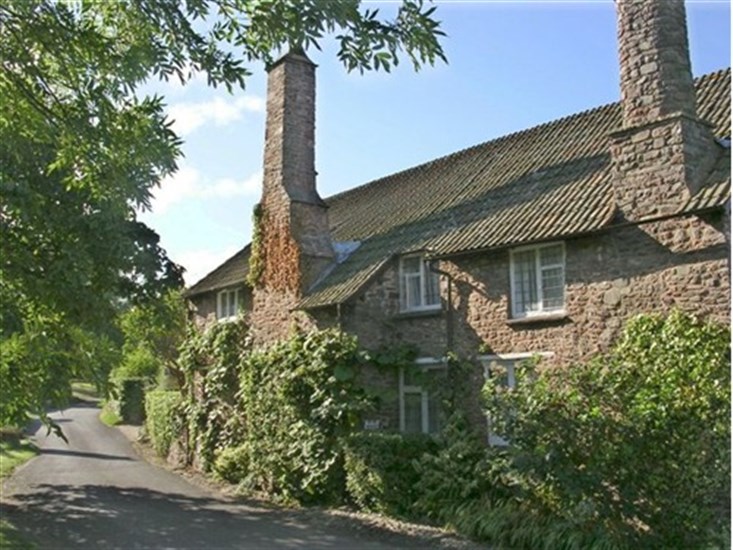 View of the cottage from the lane outside