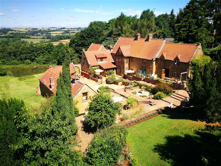 Heath Farm Cottages overview
